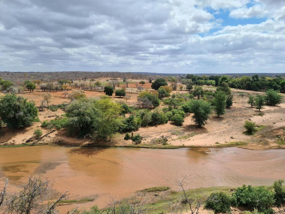 Nthakeni Bush & River Camp Pafuri Gate Exterior foto